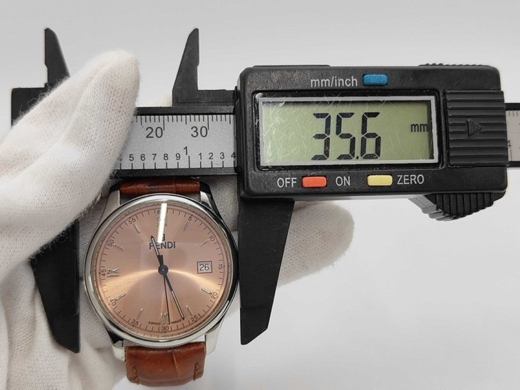 FENDI フェンディ 時計 Olologi オロロジ 210G ピンク文字盤 シルバー ブラウン系 ステンレス レザー メンズ 美品