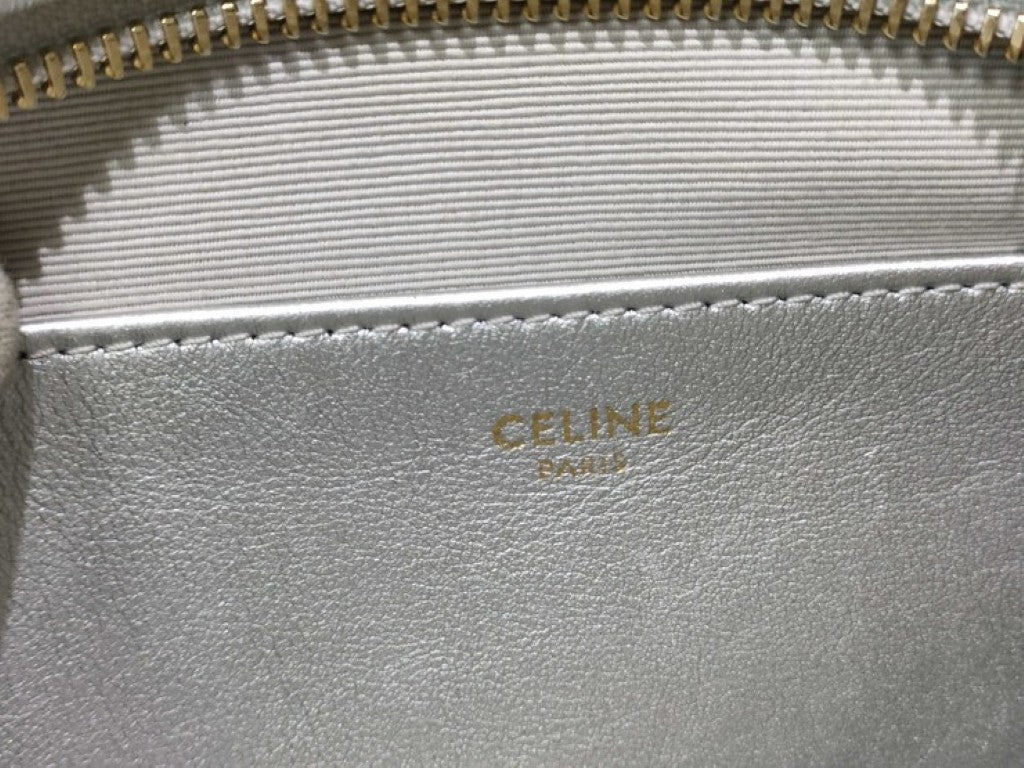 CELINE セリーヌ ショルダーバッグ Cチャーム 188353 シルバー系 レザー レディース ゴールド金具 美品