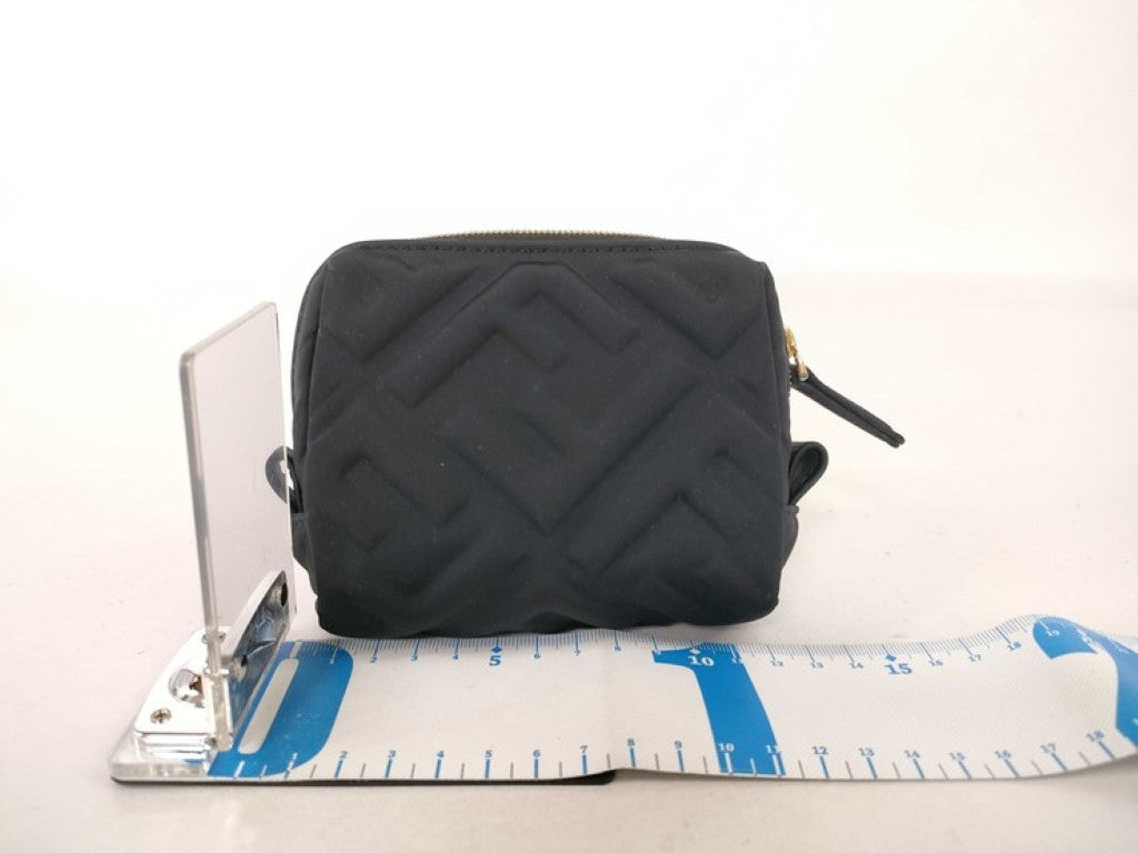 FENDI フェンディ ポーチ メイクアップポーチ 8N0179 ブラック系 キャンバス レディース FFエンボス ゴールド金具 美品
