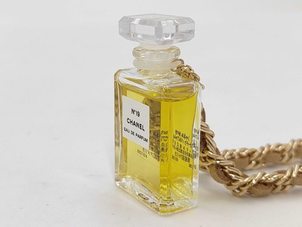 CHANEL シャネル ネックレス ALLURE アリュール 香水ボトルモチーフ ネックレス ゴールド ベージュ系 レザー メタル レディース 美品