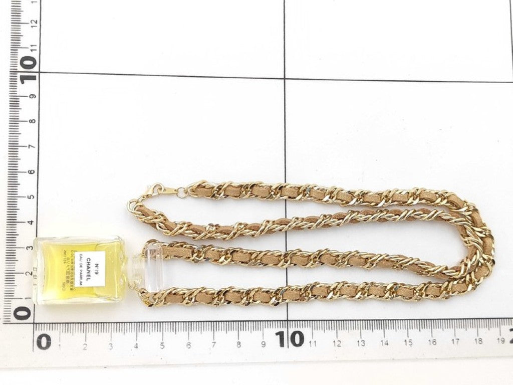 CHANEL シャネル ネックレス ALLURE アリュール 香水ボトルモチーフ ネックレス ゴールド ベージュ系 レザー メタル レディース 美品