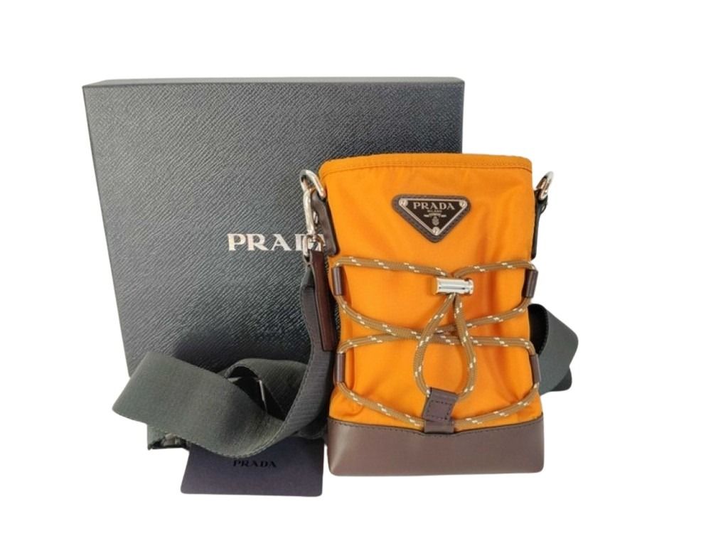 PRADA プラダ ショルダーバッグ RE-NYLON トライアングルロゴ 2ZT079 オレンジ ブラウン系 ナイロン レザー ユニセックス スマートフォンケース シルバー金具 美品