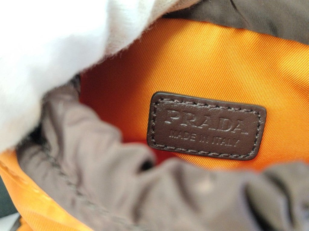 PRADA プラダ ショルダーバッグ RE-NYLON トライアングルロゴ 2ZT079 オレンジ ブラウン系 ナイロン レザー ユニセックス スマートフォンケース シルバー金具 美品