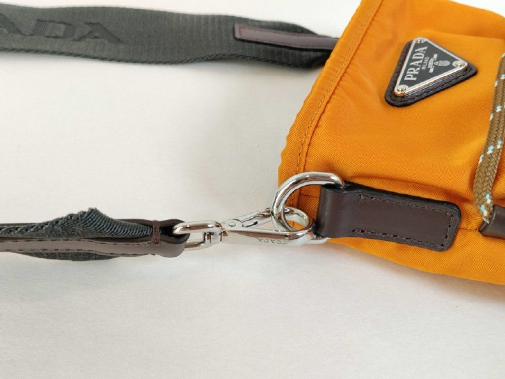 PRADA プラダ ショルダーバッグ RE-NYLON トライアングルロゴ 2ZT079 オレンジ ブラウン系 ナイロン レザー ユニセックス スマートフォンケース シルバー金具 美品