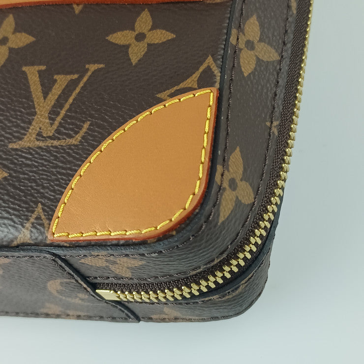 LOUIS VUITTON ルイヴィトン ショルダーバッグ ソフトトランク メッセンジャー MM M44754 ブラウン系 モノグラム ユニセックス ゴールド金具 美品