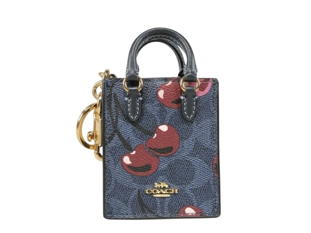 COACH コーチ キーホルダー ノースサウスミニトート シグネチャー CZ084 ブルー系 PVC レザー レディース バッグチャーム ゴールド金具 超美品