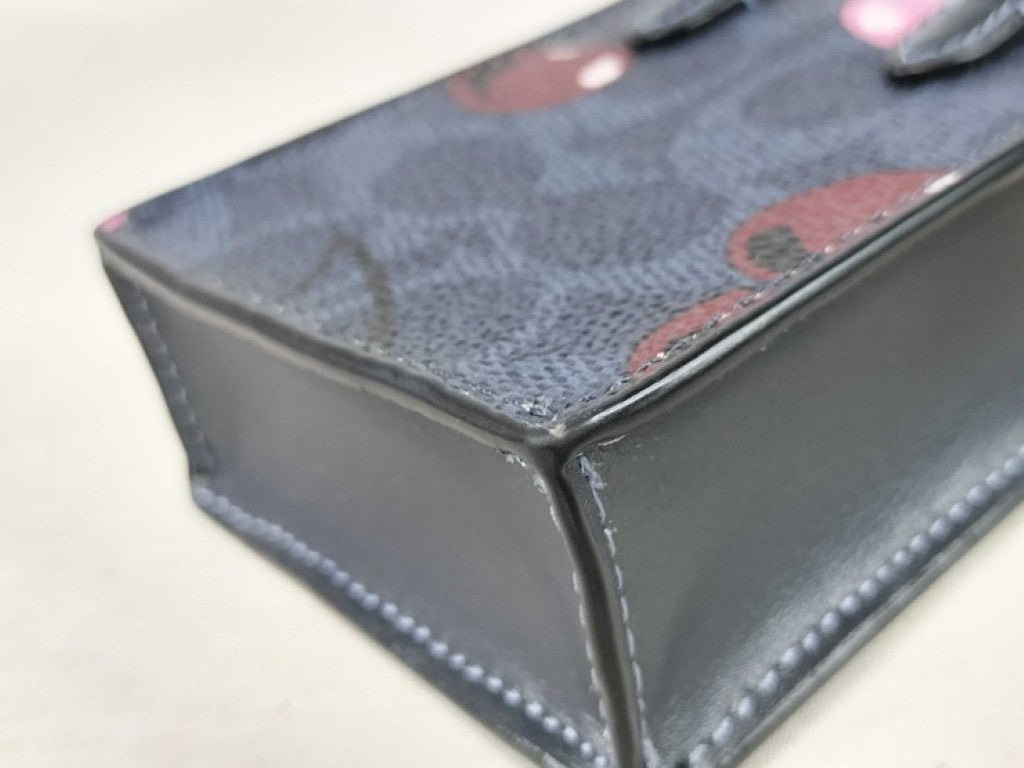 COACH コーチ キーホルダー ノースサウスミニトート シグネチャー CZ084 ブルー系 PVC レザー レディース バッグチャーム ゴールド金具 超美品