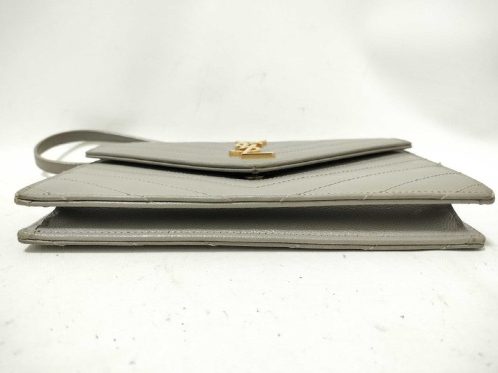 YVES SAINT LAURENT イヴサンローラン チェーンウォレット カサンドラ 393953 グレー系 レザー レディース Ｖステッチ ゴールド金具