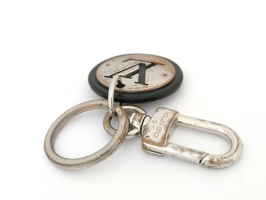 LOUIS VUITTON ルイヴィトン キーホルダー ポルト クレ LV サークル M67362 ブラック シルバー系 メタル ユニセックス シルバー金具