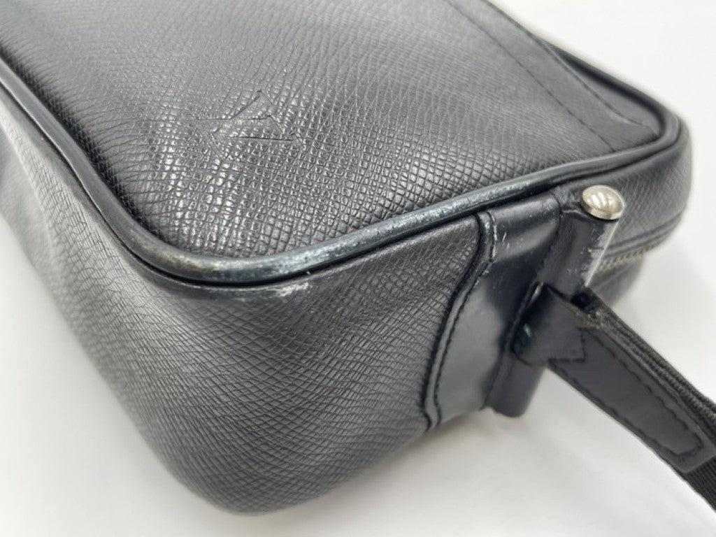 LOUIS VUITTON ルイヴィトン クラッチバッグ カルガ M30812 アルドワーズ（ブラック）系 タイガ メンズ セカンドバッグ シルバー金具