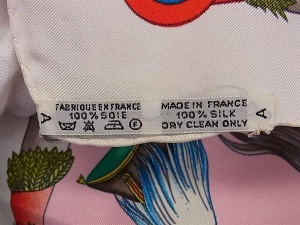 HERMES エルメス スカーフ カレ90 L’ARMEE IMPERIALE RUSSE ロシア軍事博物館 アイボリー系 × ピンク系 マルチカラー シルク100% レディース 美品