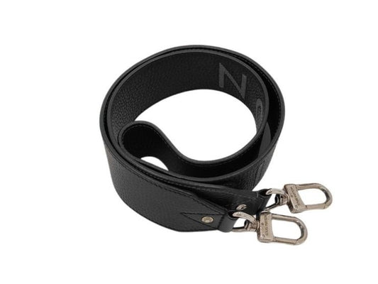 LOUIS VUITTON ルイヴィトン ショルダーストラップ J02392 ブラック グレー系 トリヨンレザー ユニセックス シルバー金具 ロゴ
