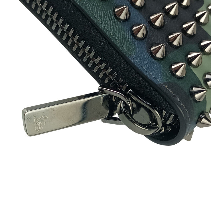CHRISTIAN LOUBOUTIN クリスチャン ルブタン 長財布 パネトーネウォレット 1225226 レザー ユニセックス ラウンドファスナー カモフラ迷彩 スパイクスタッズ 超美品