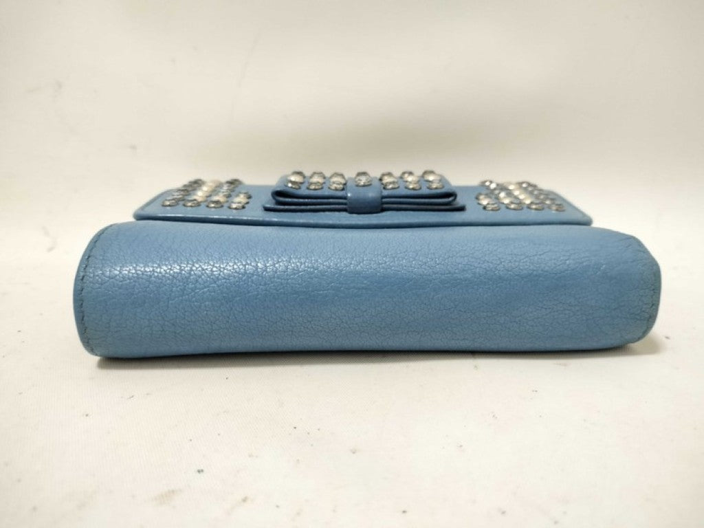 miu miu ミュウミュウ 2つ折財布 マドラス クリスタル 5M1225 ブルー系 レザー レディース スタッズ リボン L字ファスナー シルバー金具 美品
