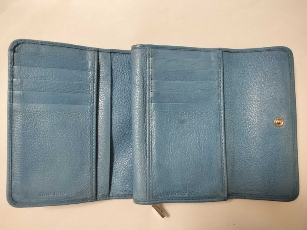 miu miu ミュウミュウ 2つ折財布 マドラス クリスタル 5M1225 ブルー系 レザー レディース スタッズ リボン L字ファスナー シルバー金具 美品