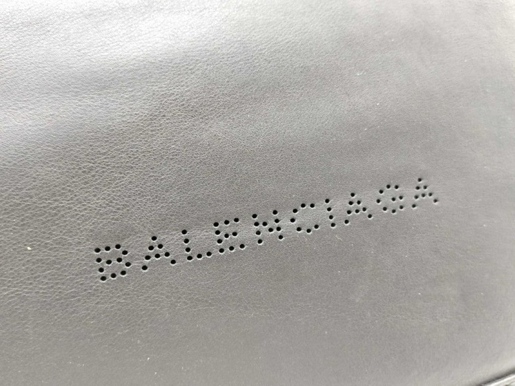 BALENCIAGA バレンシアガ クラッチバッグ ネイビークリップ 373834 ブラック系 レザー メンズ シルバー金具 美品