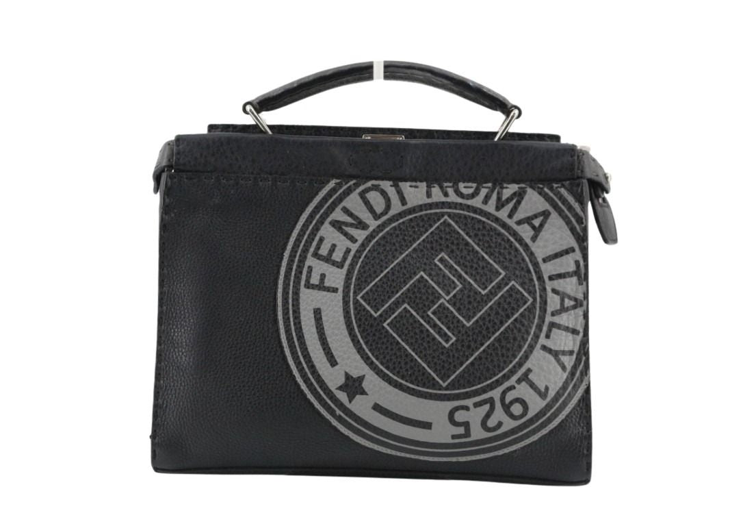 FENDI フェンディ ハンドバッグ ピーカブー セレリア 7VA422 ブラック系 レザー ユニセックス 2WAY ショルダーバッグ シルバー金具 美品