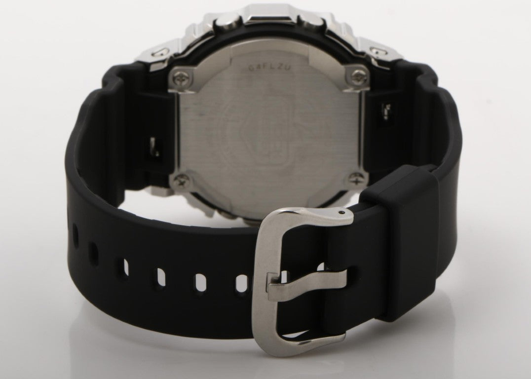 CASIO カシオ 時計 G-SHOCK DIGITAL 5600 SERIES GM-5600U-1JF ブラック シルバー系 樹脂／ステンレススチール 樹脂バンド メンズ デジタル 新品未使用展示品