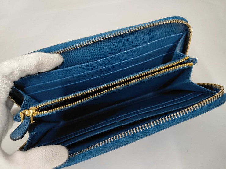 PRADA プラダ 長財布 1M0506 ブルー系 サフィアーノレザー ユニセックス ラウンドファスナー ゴールド金具 美品