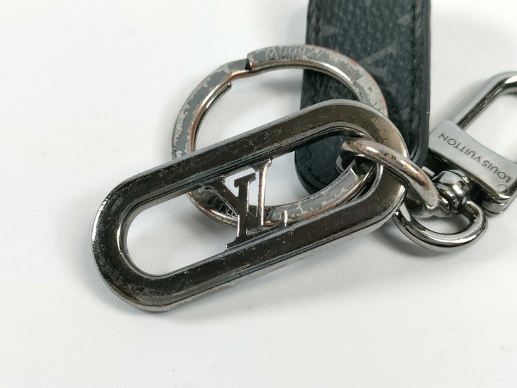 LOUIS VUITTON ルイヴィトン キーホルダー LV シグネチャー チェーン M00927 ブラック シルバー モノグラムエクリプス×メタル ユニセックス キーリング シルバー金具