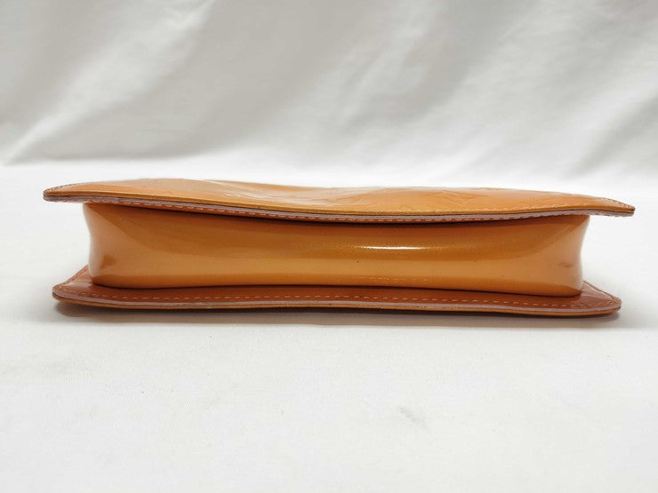 LOUIS VUITTON ルイヴィトン ポーチ レキシントン M91057 マシュマロピンク モノグラムヴェルニ レディース ゴールド金具
