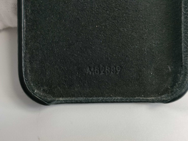 LOUIS VUITTON ルイヴィトン スマートフォンケース バンパー iPhone15Pro M82889 ブラウン ブラック モノグラムリバース ユニセックス スマホカバー