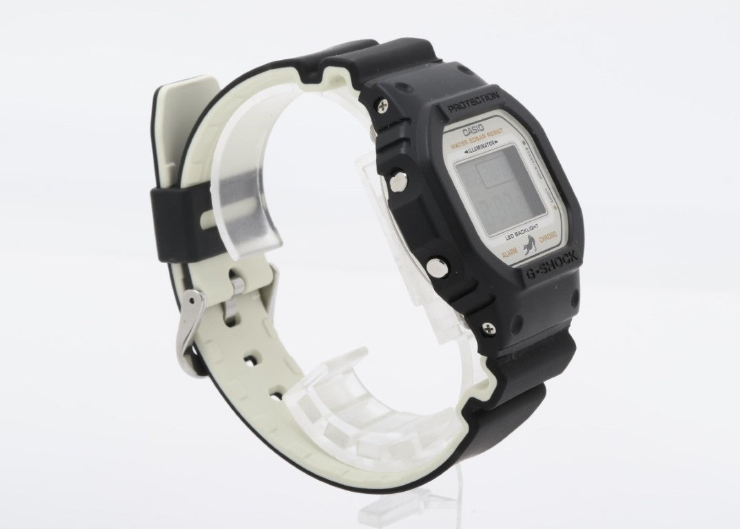 CASIO カシオ 時計 G-SHOCK DIGITAL 5600 SERIES DW-5600SHB-1JR ホワイト ブラック系 樹脂／樹脂（バイオマスプラスチック） メンズ デジタル 美品