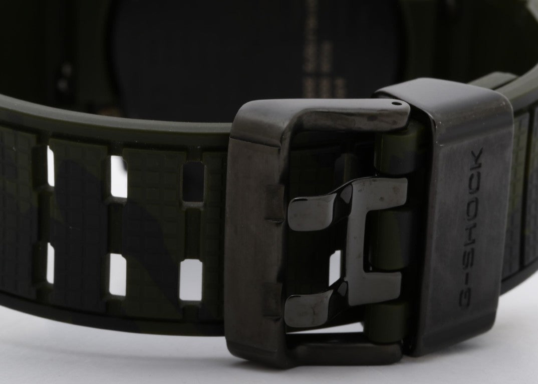 CASIO カシオ 時計 G-SHOCK G-STEEL GST-B300 Series GST-B300XB-1A3JF ブラック カーキ系 樹脂 ステンレススチール カーボン メンズ アナデジ 美品