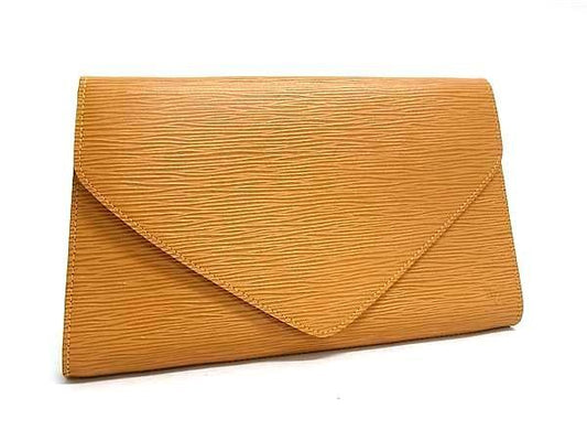 LOUIS VUITTON ルイヴィトン クラッチバッグ M52639 アールデコ ウィニペグ(ベージュ系) エピ ユニセックス 美品