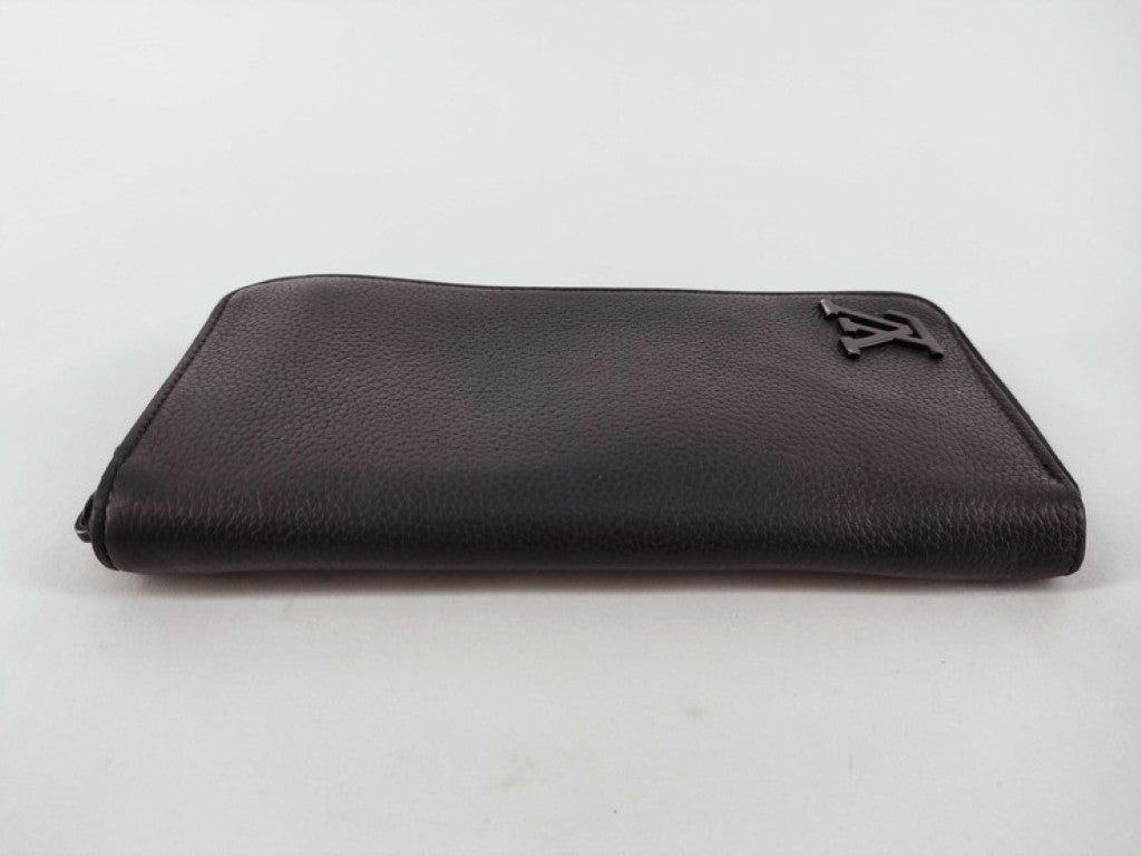 LOUIS VUITTON ルイヴィトン 長財布 アエログラム ジッピーウォレット ヴェルティカル M81743 ブラック系 レザー メンズ ラウンドファスナー シルバー金具 美品