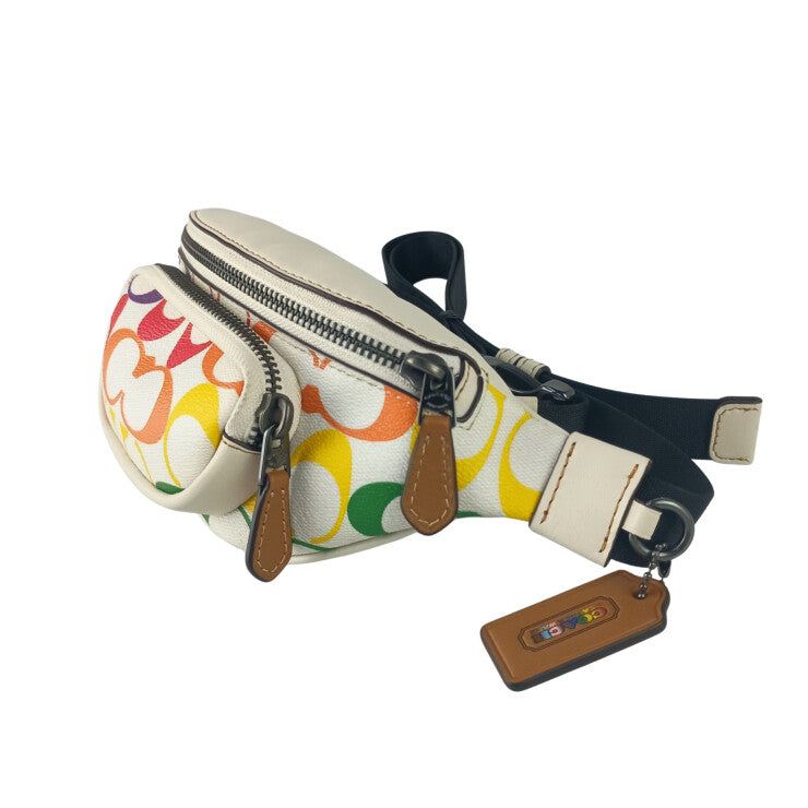 COACH コーチ ウエストバッグ スプリント ベルトバッグ 24 CJ682 チョークマルチ系 PVC レザー ユニセックス ボディバッグ シグネチャー 美品