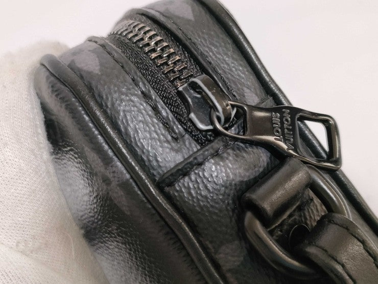 LOUIS VUITTON ルイヴィトン クラッチバッグ モノグラム エクリプス ポシェット ヴォルガ M68321 ブラック×グレー系 PVC レザー メンズ リストレット セカンドバッグ