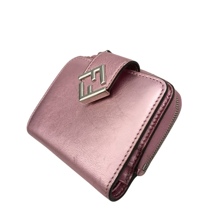 FENDI フェンディ 二つ折り財布 FFダイヤモンド 8M0490 メタリックピンク系 レザー レディース シルバー金具 美品