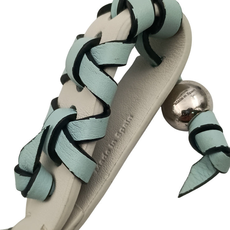 LOEWE ロエベ バッグチャーム CROSS BRAIDED KEY RING C621231X04 ホワイト ライトブルー系 レザー ユニセックス キーホルダー キーリング シルバー金具 美品