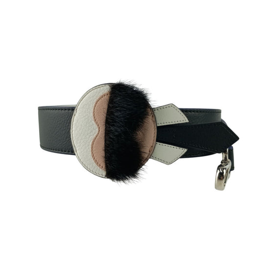 FENDI フェンディ ストラップ STRAP YOU KARLITO ストラップ ユー カーリト 8AV077 5R7 ブラック系 レザー ファー レディース ショルダーストラップ シルバー金具 美品