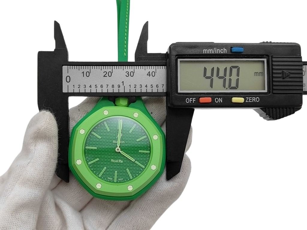 Swatch スウォッチ 時計 AUDEMARS PIGUET オーデマピゲ × SWATCH ロイヤルポップ Green Eight グリーンエイト SSX03G100N グリーン系 バイオセラミック メンズ AP 新品未使用展示品