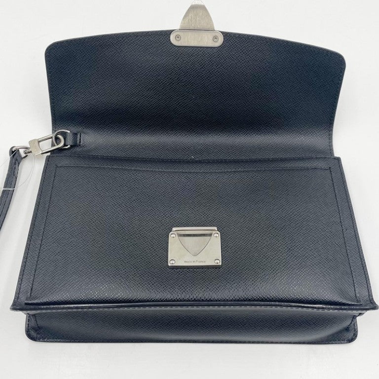 LOUIS VUITTON ルイヴィトン クラッチバッグ ベライア M32592 アルドワーズ(ブラック系) タイガ メンズ セカンドバッグ シルバー金具 美品