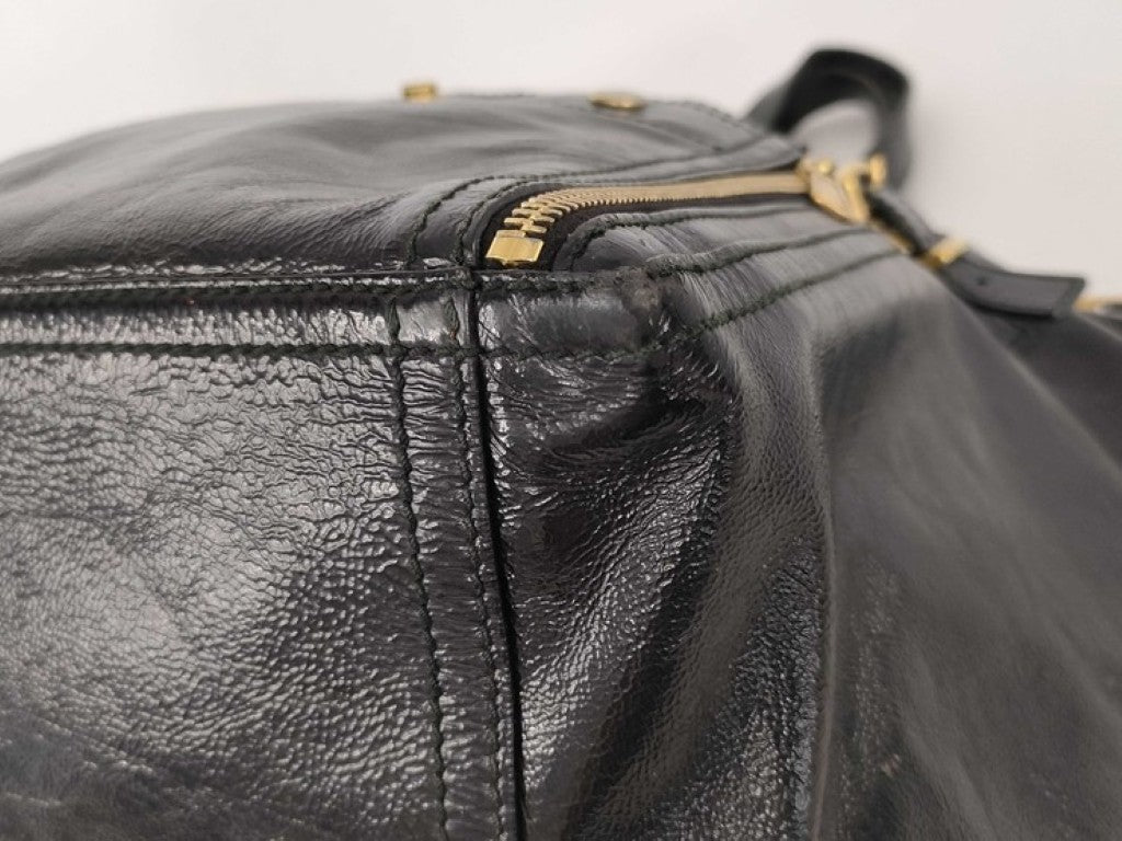 Yves Saint Laurent イヴサンローラン トートバッグ リヴゴーシュ ダウンタウン 175884 ブラック系 パテントレザー レディース ゴールド金具