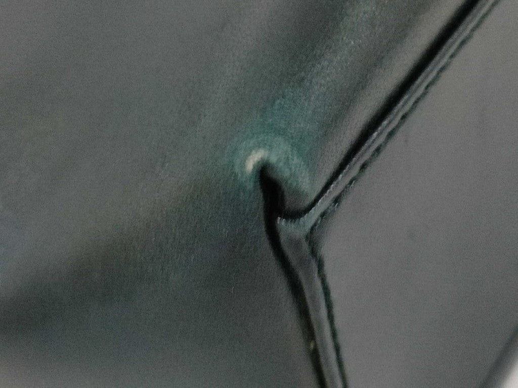 Salvatore Ferragamo フェラガモ ショルダーバッグ ヴァラ AB-21 0274 ブラック系 レザー レディース シルバー金具 美品