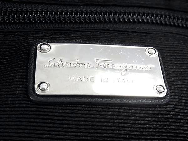 Salvatore Ferragamo フェラガモ ハンドバッグ ヴァラリボン 21 D919 ブラック系 ナイロン レディース シルバー金具 美品