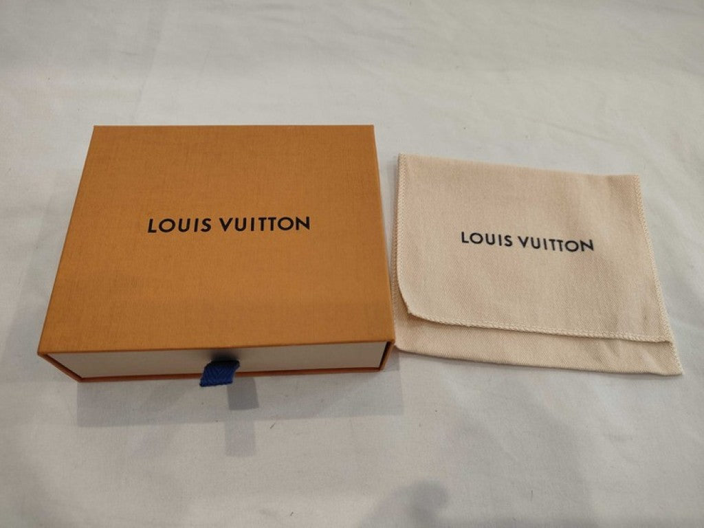 LOUIS VUITTON ルイヴィトン 二つ折り財布 ポルトフォイユ ミュルティプル M82072 ブラック系 トリヨンレザー メンズ モノグラム 美品