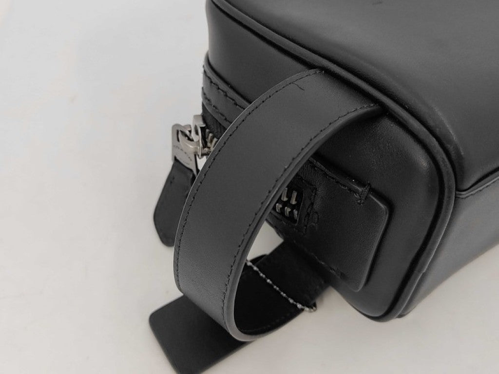 COACH コーチ セカンドバッグ スモール トラベル キット CAT30 ブラック系 レザー メンズ 美品