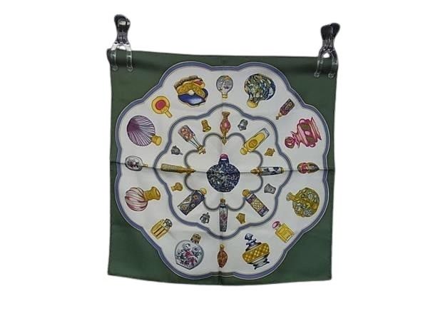 HERMES エルメス ハンカチーフ ポケットチーフ カレ45 マルチカラー シルク100％ レディース Qu importe le flacon 香水瓶 プチカレ ガヴロッシュ 美品