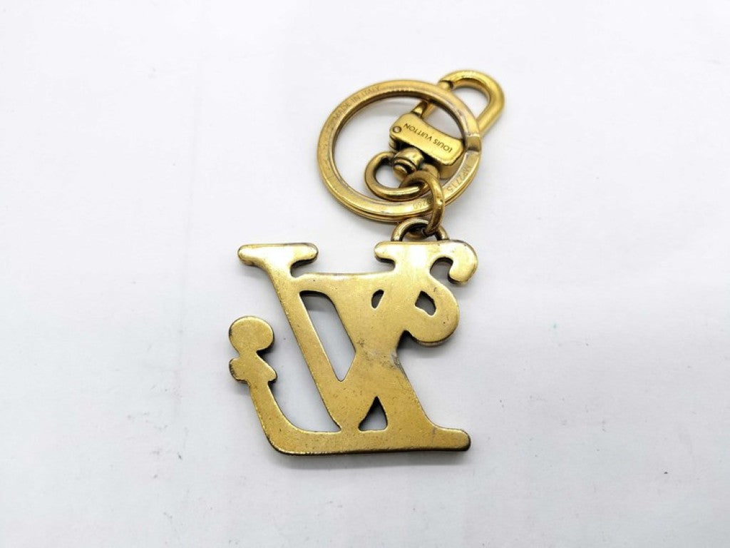 LOUIS VUITTON ルイヴィトン キーホルダー ポルトクレ・スクエアードLV MP2715 ゴールド系 メタル ユニセックス バッグチャーム ロゴ 美品