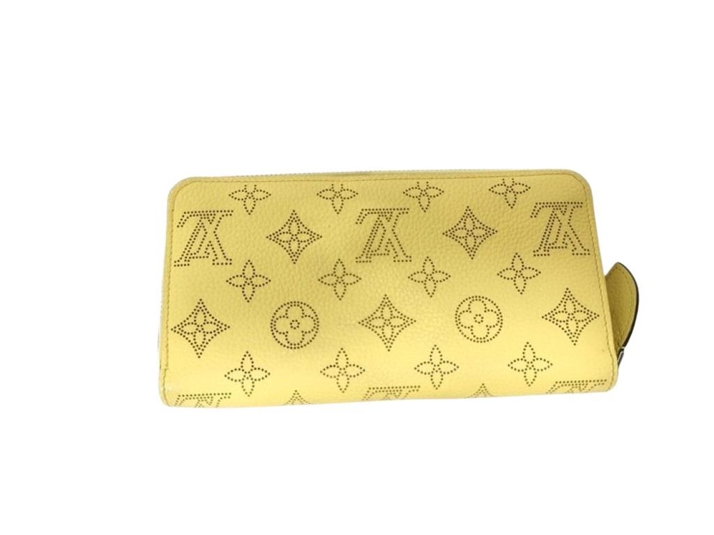 LOUIS VUITTON ルイヴィトン 長財布 ジッピー ウォレット M82501 イエロー系 マヒナ レディース シルバー金具 美品