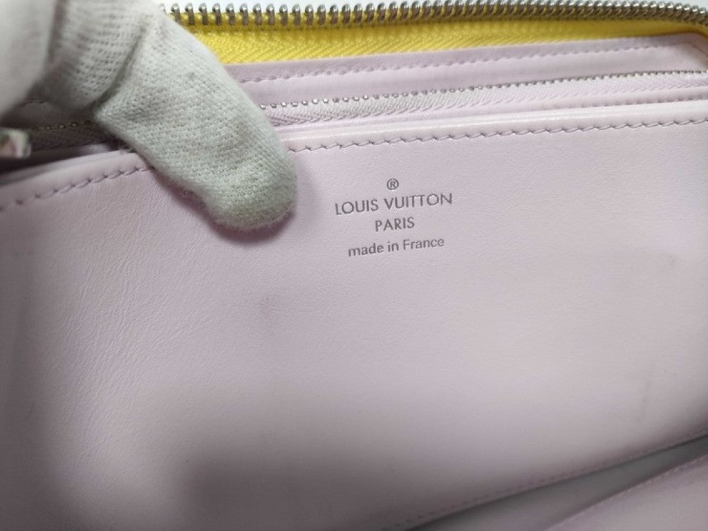 LOUIS VUITTON ルイヴィトン 長財布 ジッピー ウォレット M82501 イエロー系 マヒナ レディース シルバー金具 美品