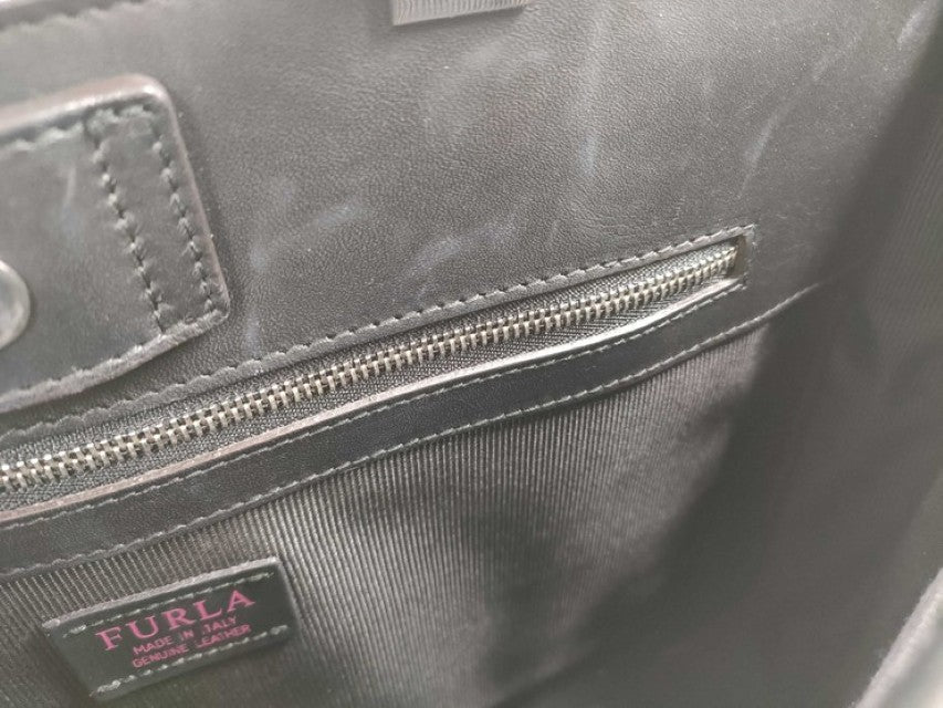 FURLA フルラ ハンドバッグ Reale L レアーレ ブラック系 レザー レディース パンチングロゴ 美品