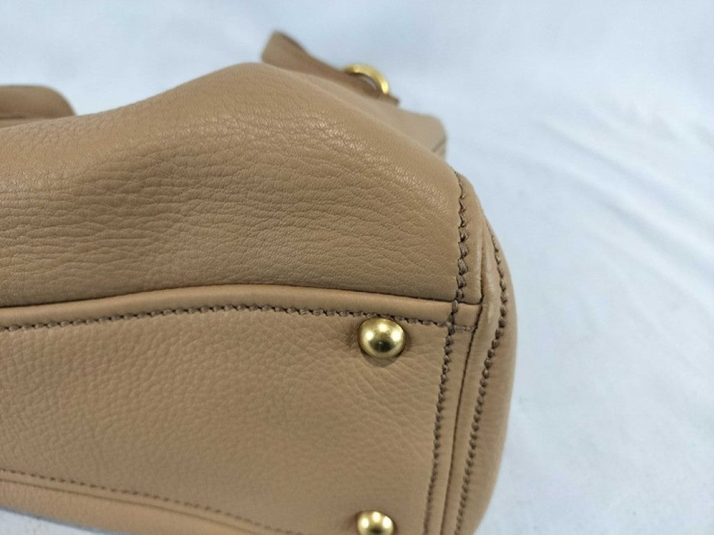 miu miu ミュウミュウ ハンドバッグ ベージュ系 レザー レディース ゴールド金具 美品