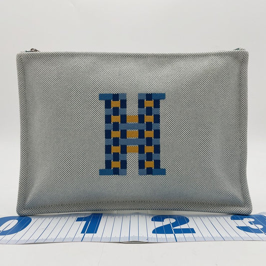 HERMES エルメス ポーチ Hティサージュ フラットポーチ ブルー系 トワルアッシュ ユニセックス 刺繍 シルバー金具 美品