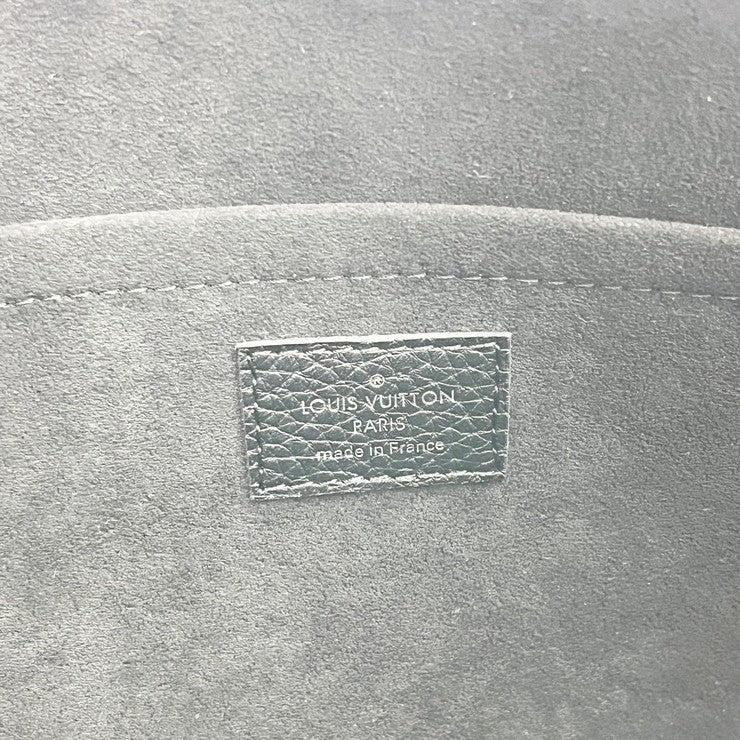 LOUIS VUITTON ルイヴィトン クラッチバッグ ポシェット ジュール GM M67768 ノワール(ブラック)系 トリヨンレザー ユニセックス シルバー金具 美品